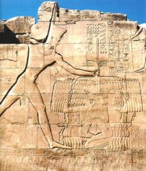 Thoutmosis III triomphant de ses ennemis - Karnak