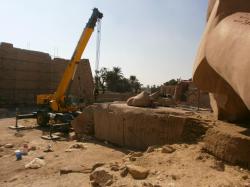 Déplacement des fragments - Le Ramesseum