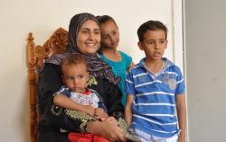 Heba, épouse de Nobi et leurs enfants, petits-enfants d'Hussein